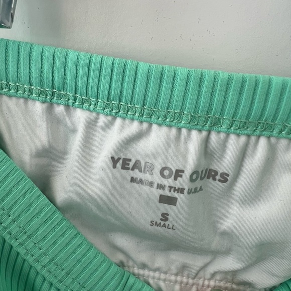 Year of Ours ribbed tank top size small - Picture 2 of 3